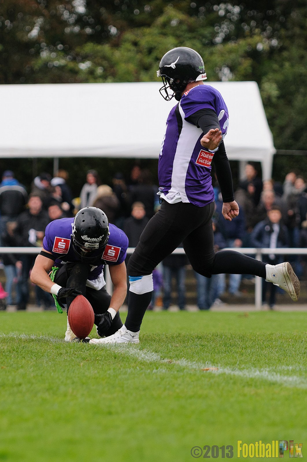 Langenfeld Longhorns vs. Solingen Paladins - 13.10.2013 Langenfeld Longhorns vs. Solingen Paladins (46:6) 
