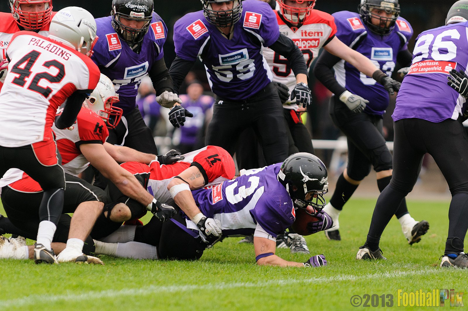 Langenfeld Longhorns vs. Solingen Paladins - 13.10.2013 Langenfeld Longhorns vs. Solingen Paladins (46:6) 