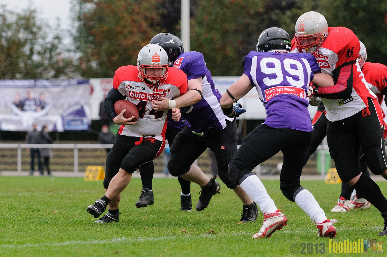 Langenfeld Longhorns vs. Solingen Paladins - 13.10.2013 Langenfeld Longhorns vs. Solingen Paladins (46:6) 