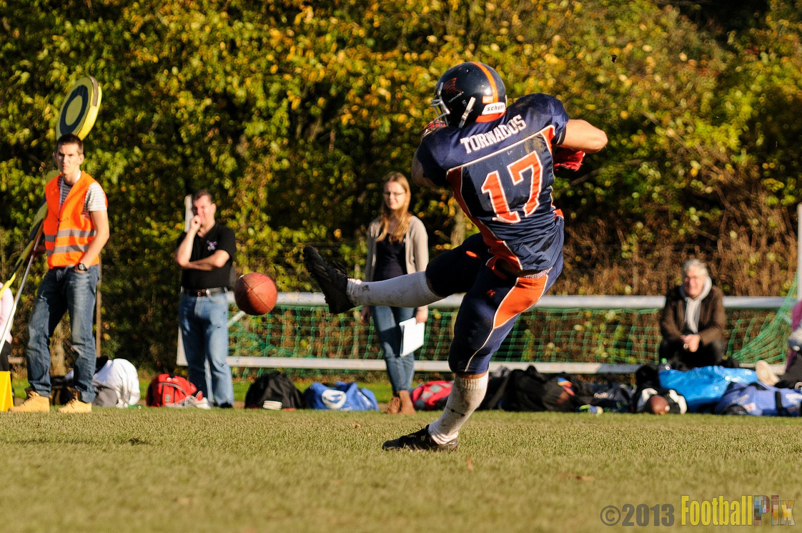 Leverkusen Tornados vs. Langenfeld Longhorns - 26.10.2013 Leverkusen Tornados vs. Langenfeld Longhorns (6:40) 