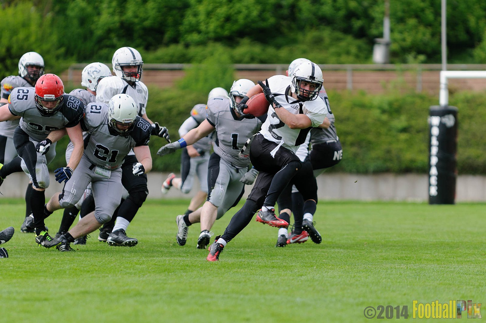 Mönchengladbach Wolfpack vs. Aachen Vampires - 13.04.2014 Mönchengladbach Wolfpack vs. Aachen Vampires (8:8)
