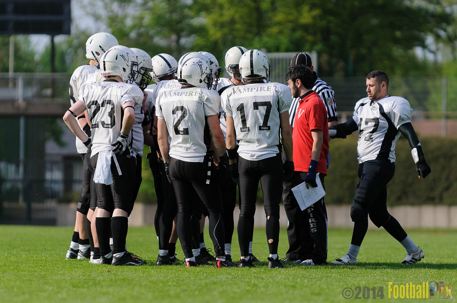 Mönchengladbach Wolfpack vs. Aachen Vampires - 13.04.2014 Mönchengladbach Wolfpack vs. Aachen Vampires (8:8)