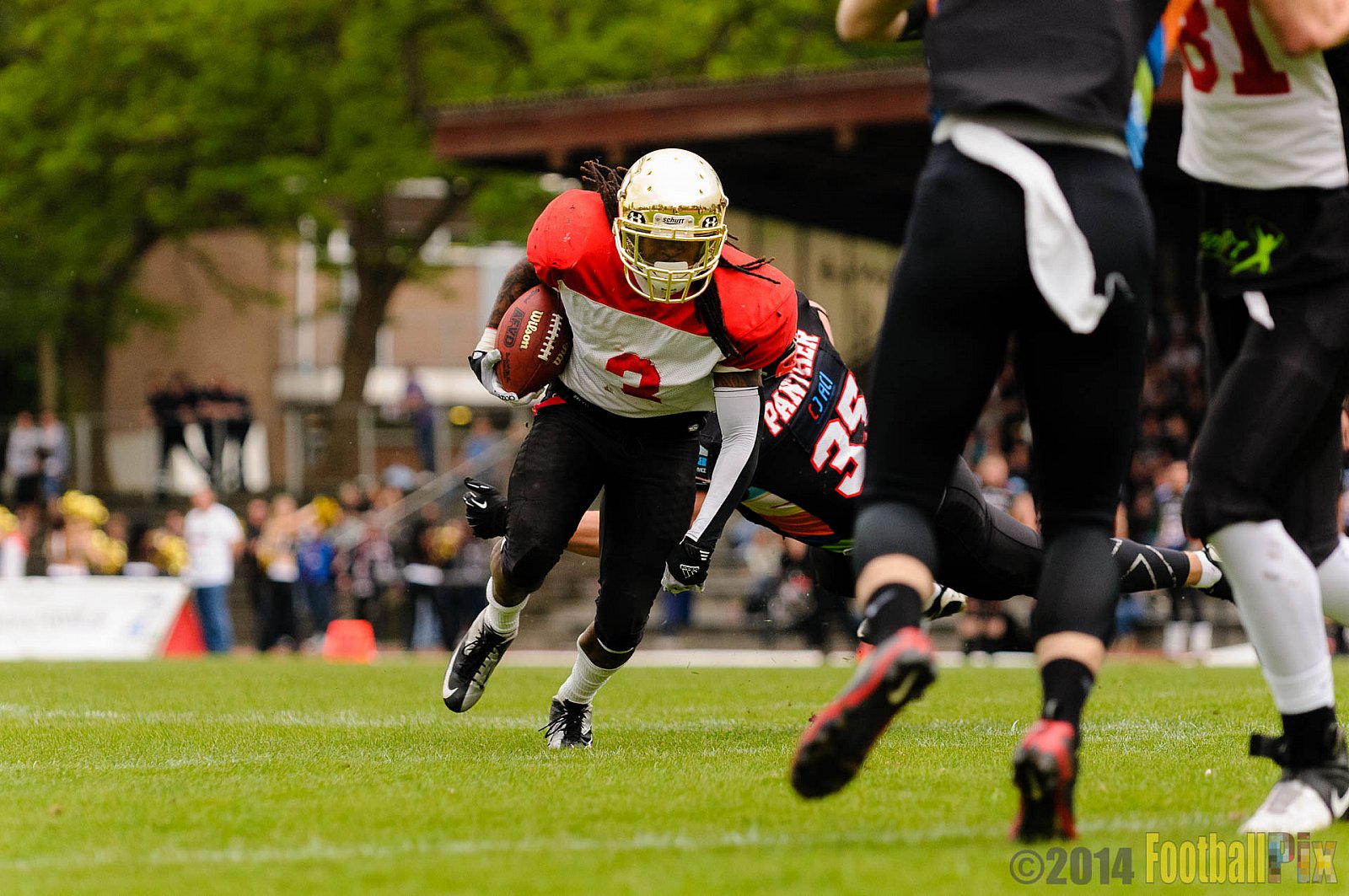 Düsseldorf Panther vs. Köln Falcons - 26.04.2014 GFL Nord: Düsseldorf Panther vs. Köln Falcons (25:27)