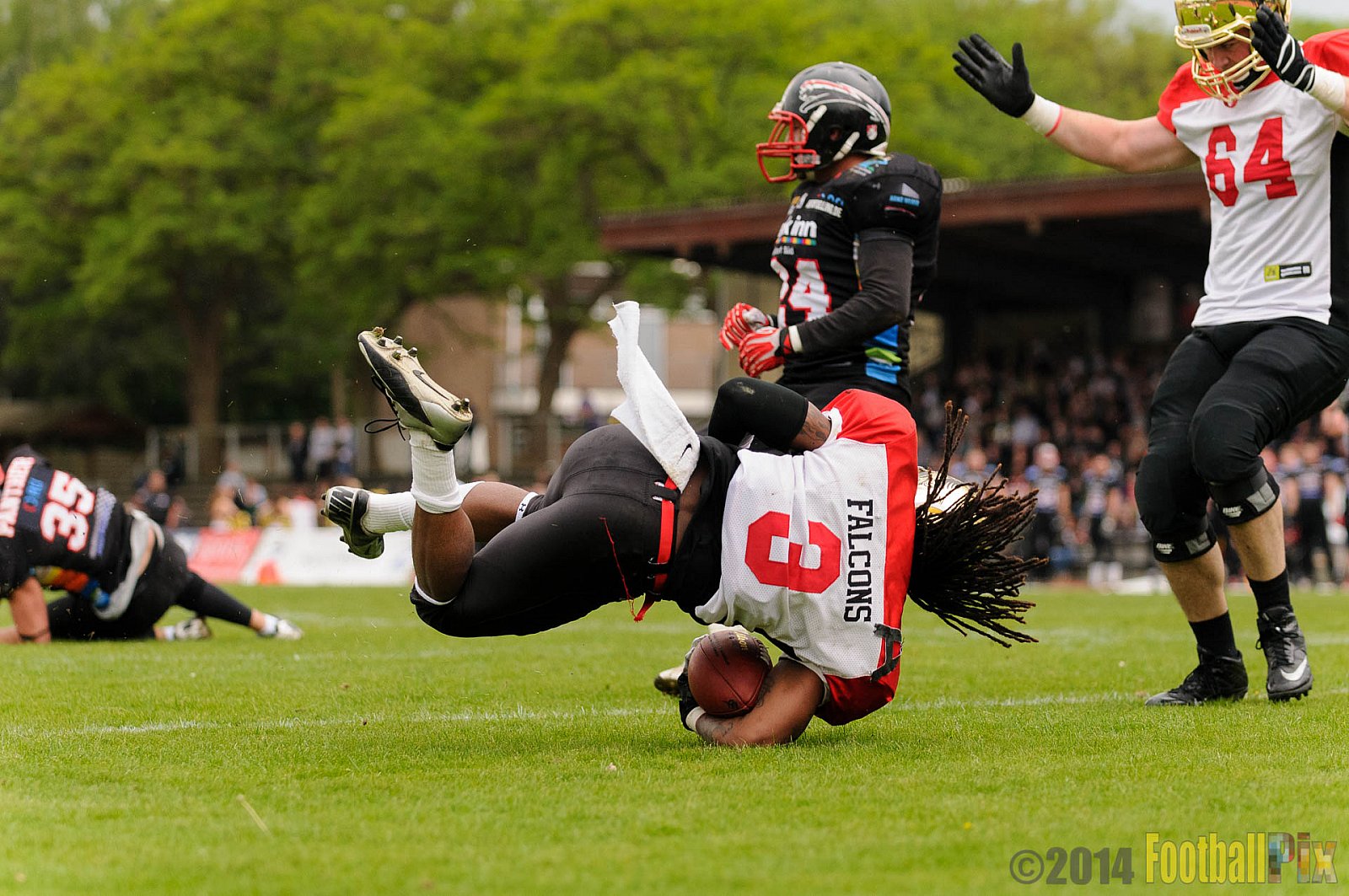 Düsseldorf Panther vs. Köln Falcons - 26.04.2014 GFL Nord: Düsseldorf Panther vs. Köln Falcons (25:27)