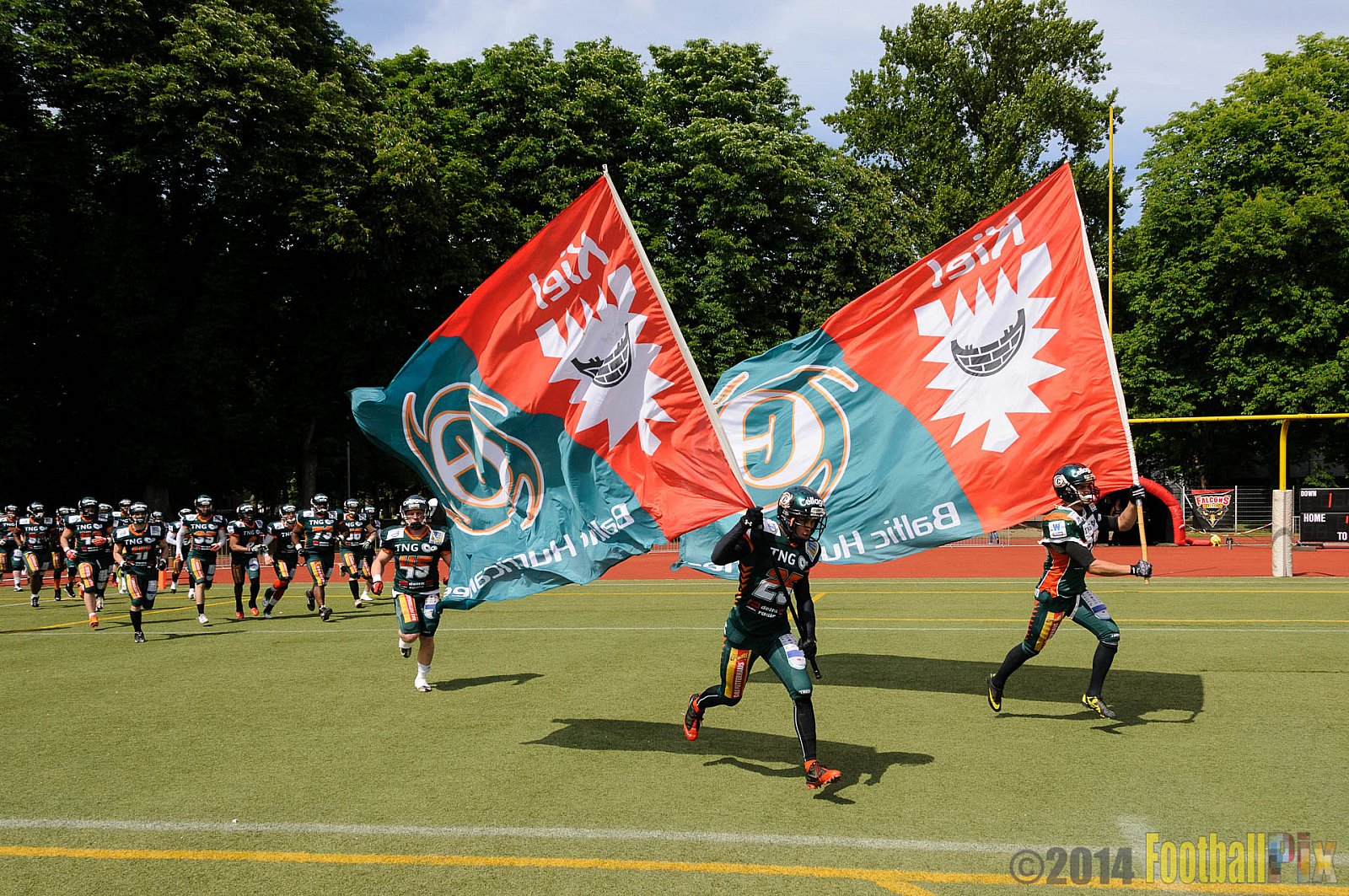 Cologne Falcons vs. Kiel Baltic Hurricanes - 11.05.2014 GFL Nord: Cologne Falcons vs. Kiel Baltic Hurricanes (28:11) 