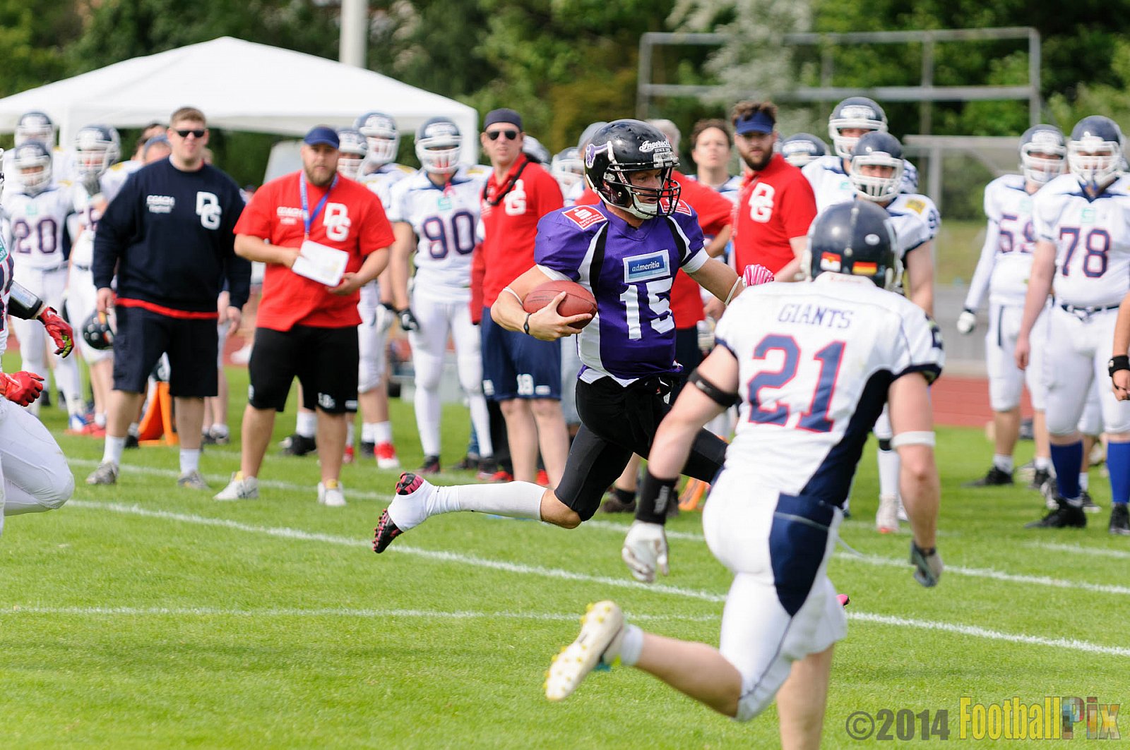 Langenfeld Longhorns vs. Dortmund Giants - 24.05.2014 Langenfeld Longhorns vs. Dortmund Giants (48:7) 