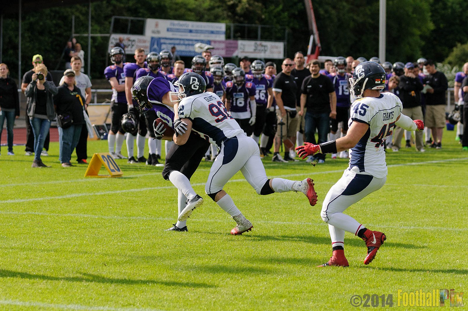 Langenfeld Longhorns vs. Dortmund Giants - 24.05.2014 Langenfeld Longhorns vs. Dortmund Giants (48:7) 