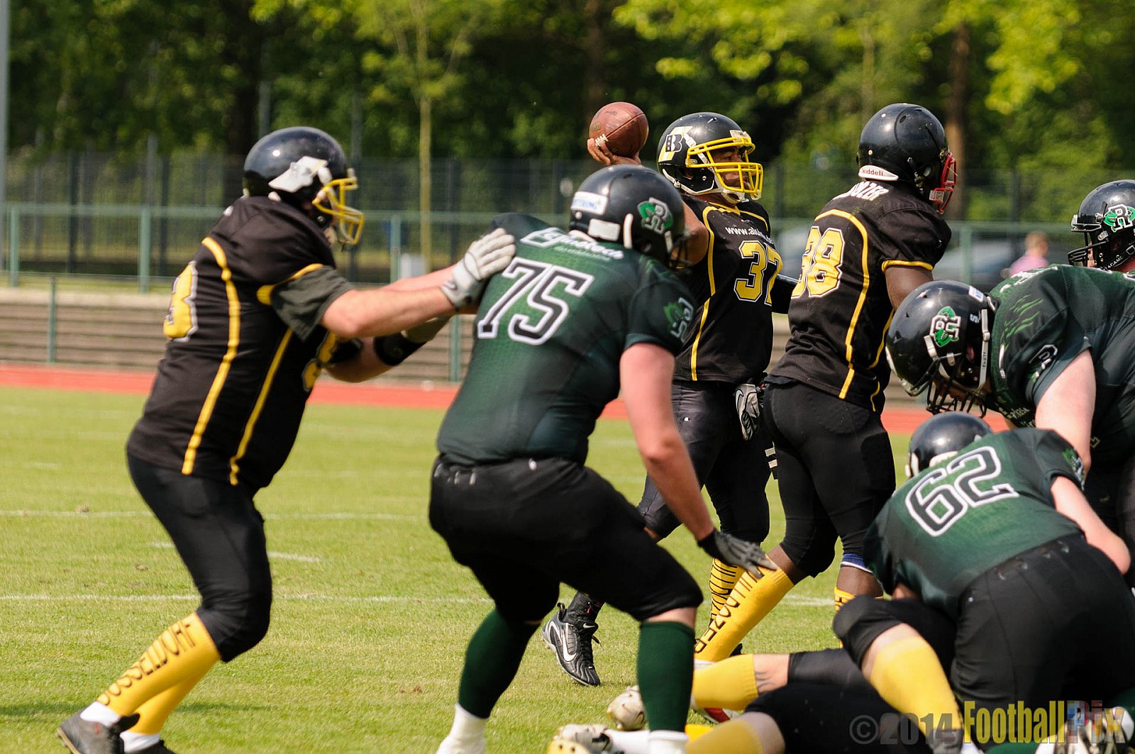 Düsseldorf Bulldozer vs. Rheine Raptors - 31.05.2014 Düsseldorf Bulldozer vs. Rheine Raptors (6:33)