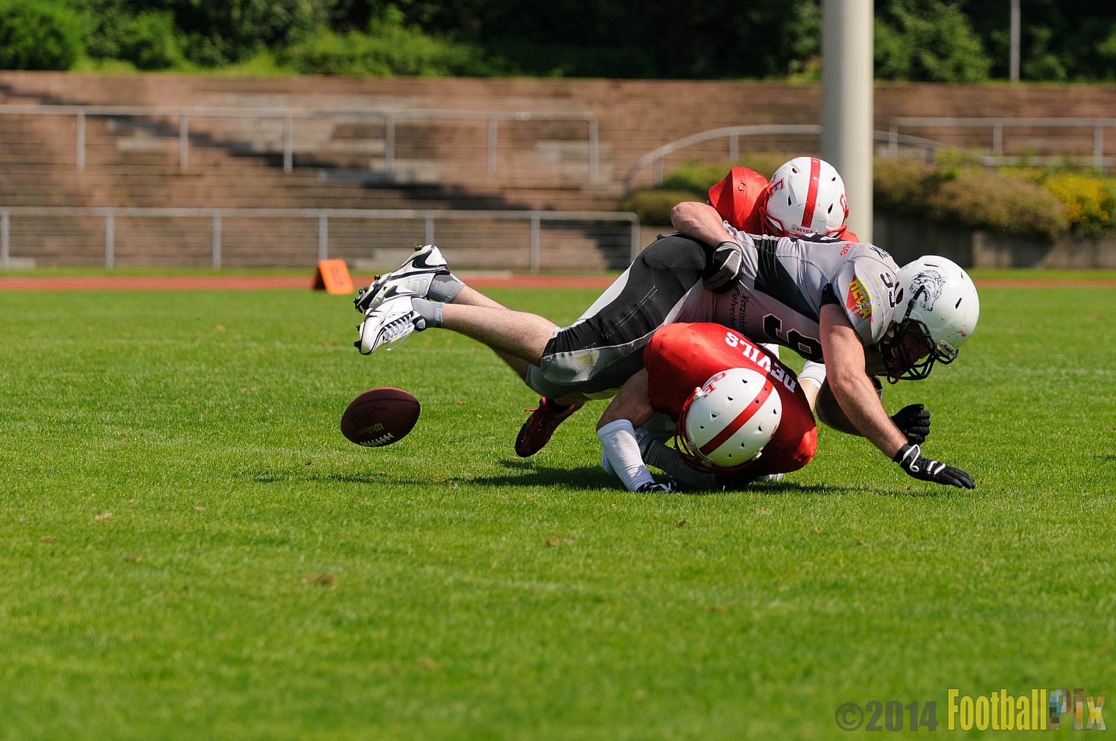Mönchengladbach Wolfpack vs. Gelsenkirchen Devils  - 08.06.2014 Mönchengladbach Wolfpack vs. Gelsenkirchen Devils (14:28) 