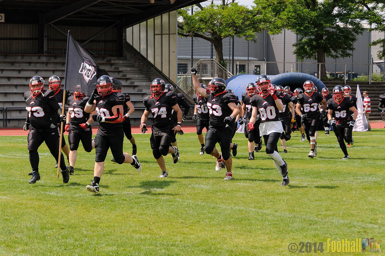 Düsseldorf Panther Prospects vs. Rheine Raptors - 15.06.2014 Düsseldorf Panther Prospects vs. Rheine Raptors (19:24) 