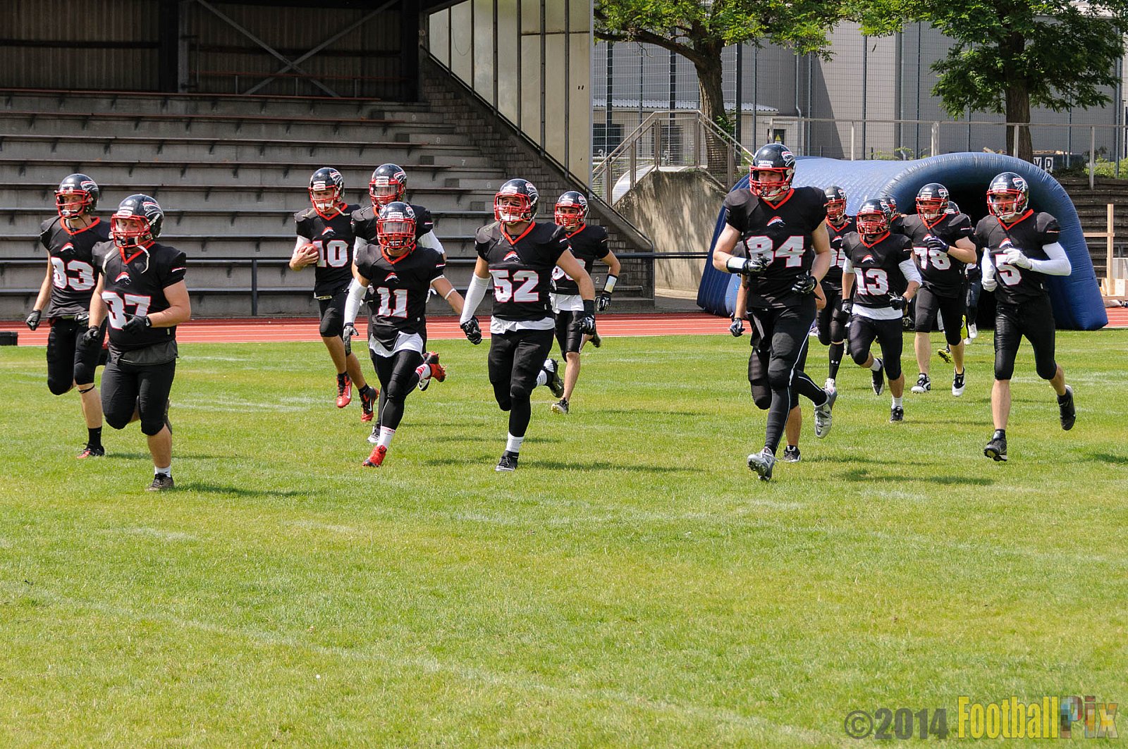 Düsseldorf Panther Prospects vs. Rheine Raptors - 15.06.2014 Düsseldorf Panther Prospects vs. Rheine Raptors (19:24) 