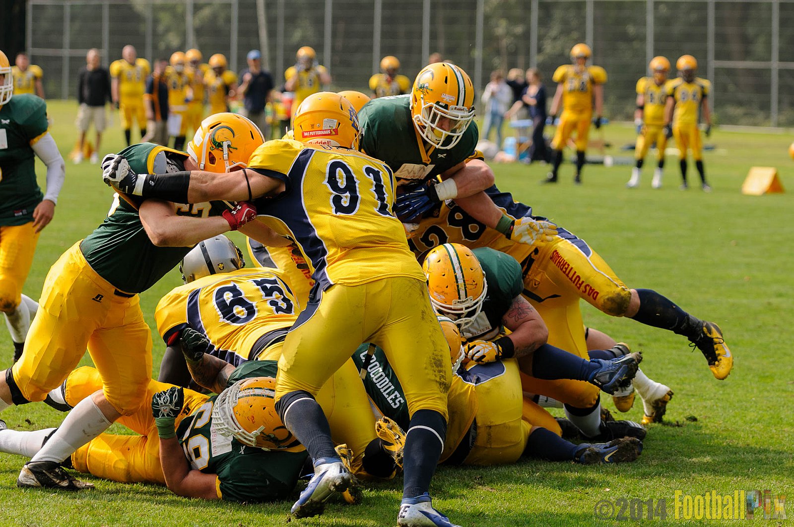 Cologne Crocodiles vs. Elmshorn Fighting Pirates - 12.07.2014 GFL2 Nord: Cologne Crocodiles vs. Elmshorn Fighting Pirates (43:12) 