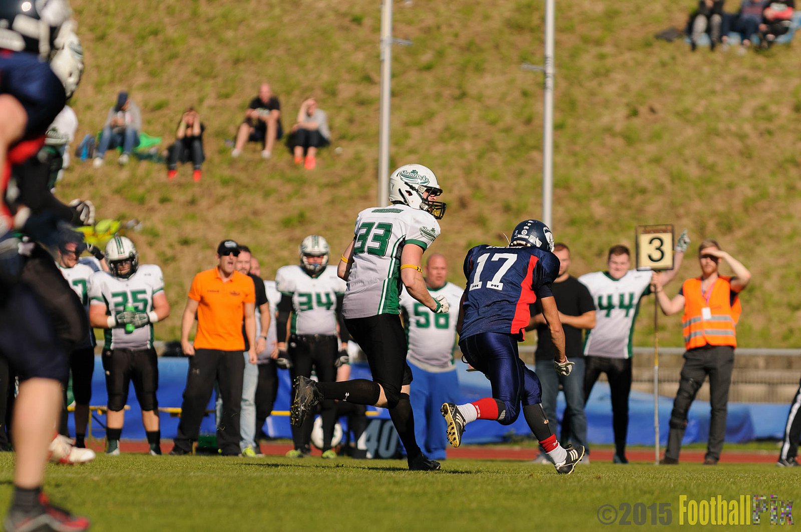 Recklinghausen Chargers vs. Mülheim Shamrocks - 03.10.2015 LL Ost NRW: Recklinghausen Chargers vs. Mülheim Shamrocks (7:21)
