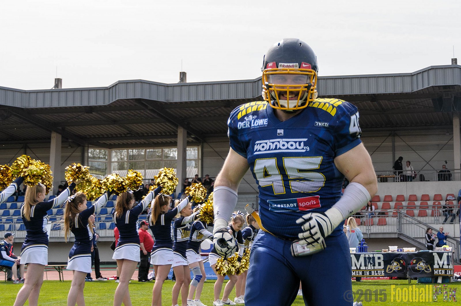 Essen Assindia Cardinals vs. Bonn Gamecocks - 12.04.2015 Preseason Game Essen Assindia Cardinals vs. Bonn Gamecocks (14:12)