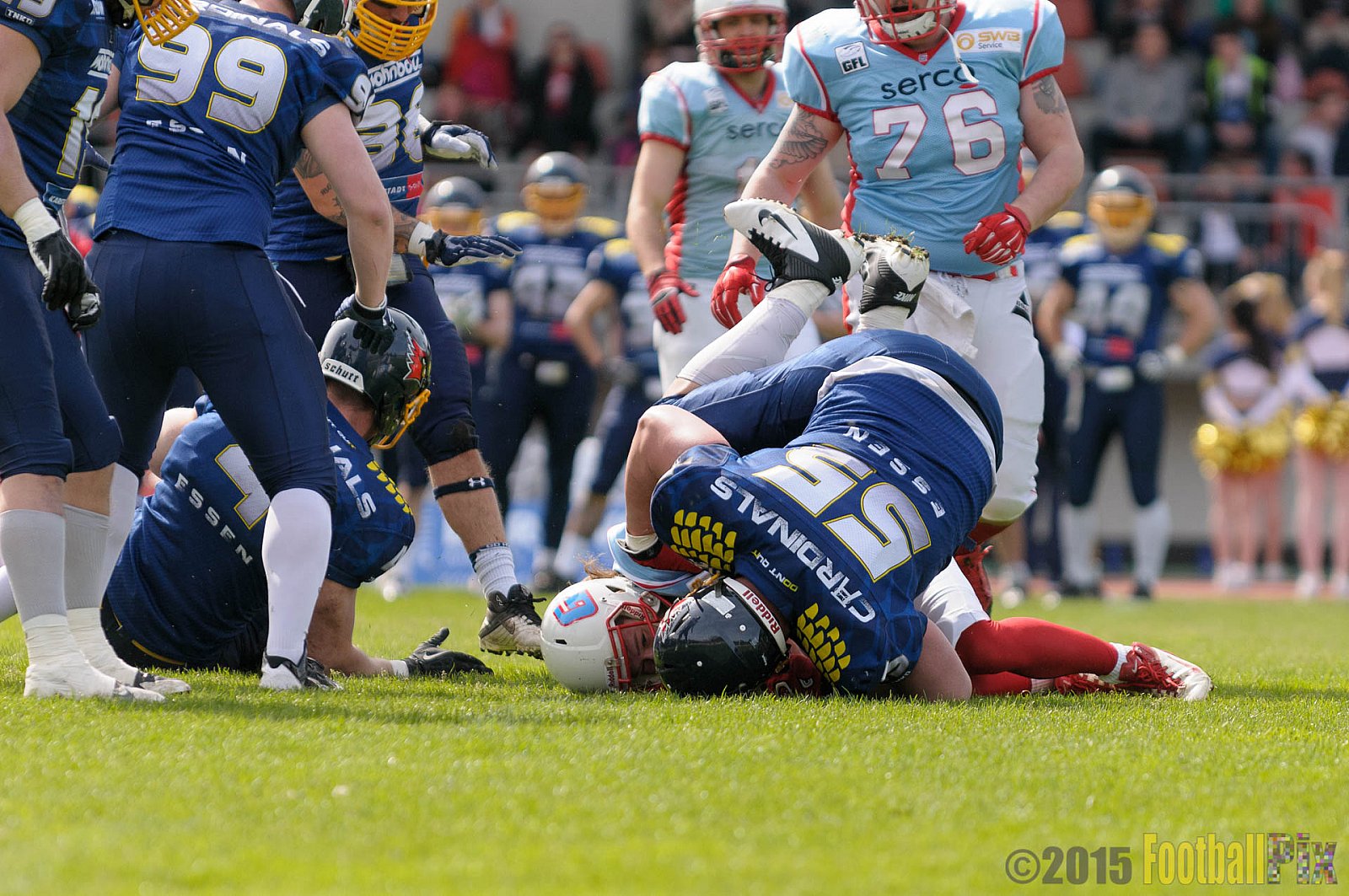 Essen Assindia Cardinals vs. Bonn Gamecocks - 12.04.2015 Preseason Game Essen Assindia Cardinals vs. Bonn Gamecocks (14:12)