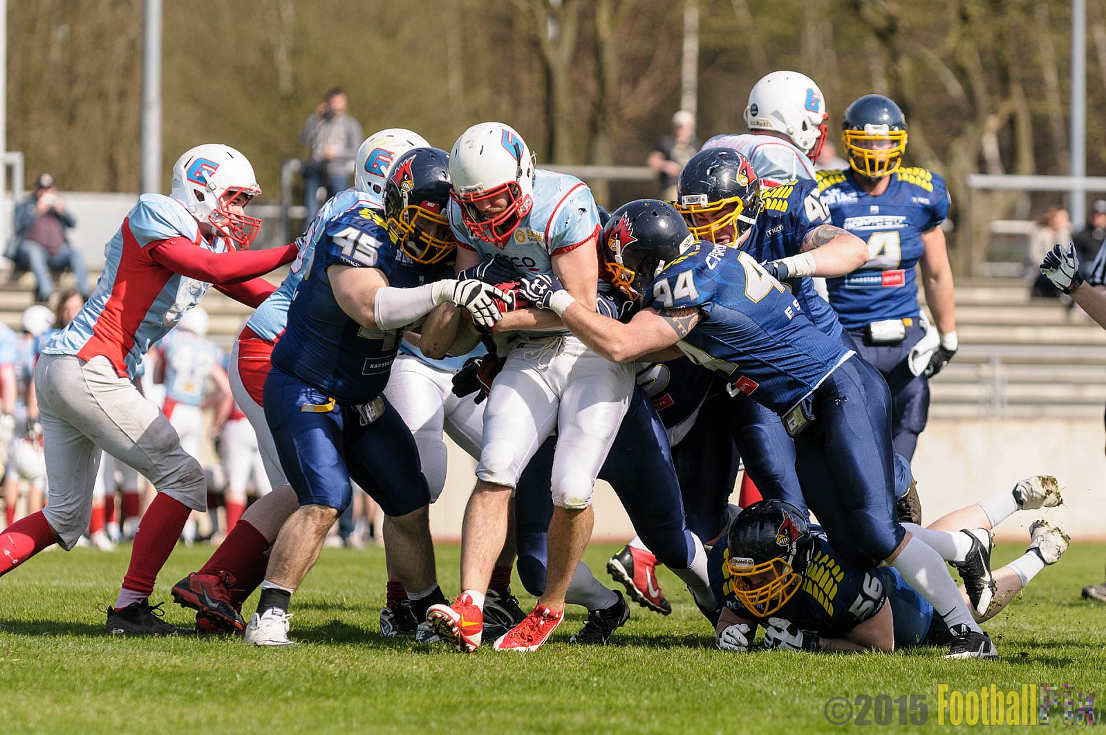 Essen Assindia Cardinals vs. Bonn Gamecocks - 12.04.2015 Preseason Game Essen Assindia Cardinals vs. Bonn Gamecocks (14:12)