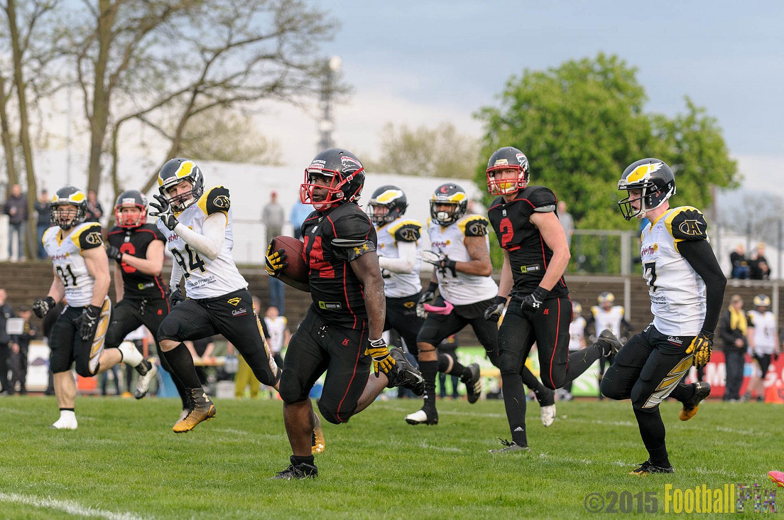 Düsseldorf Panther vs. Berlin Adler - 25.04.2015 GFL Nord: Düsseldorf Panther vs. Berlin Adler (30:0)