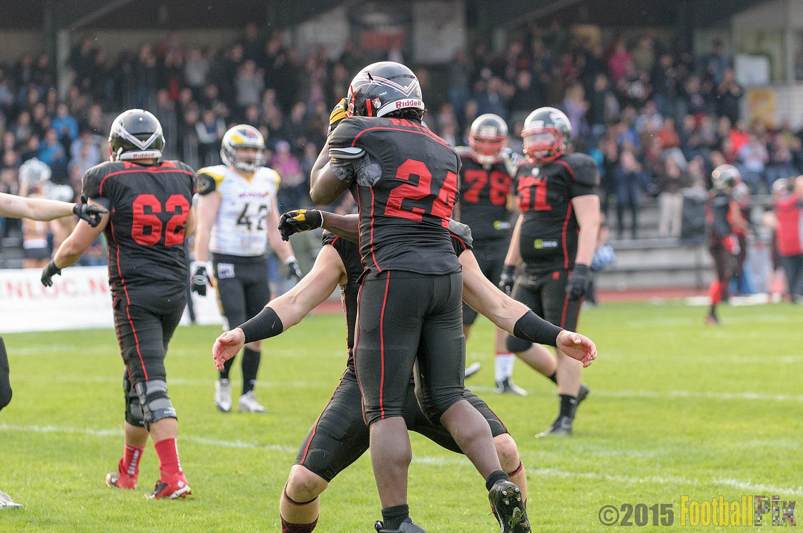 Düsseldorf Panther vs. Berlin Adler - 25.04.2015 GFL Nord: Düsseldorf Panther vs. Berlin Adler (30:0)
