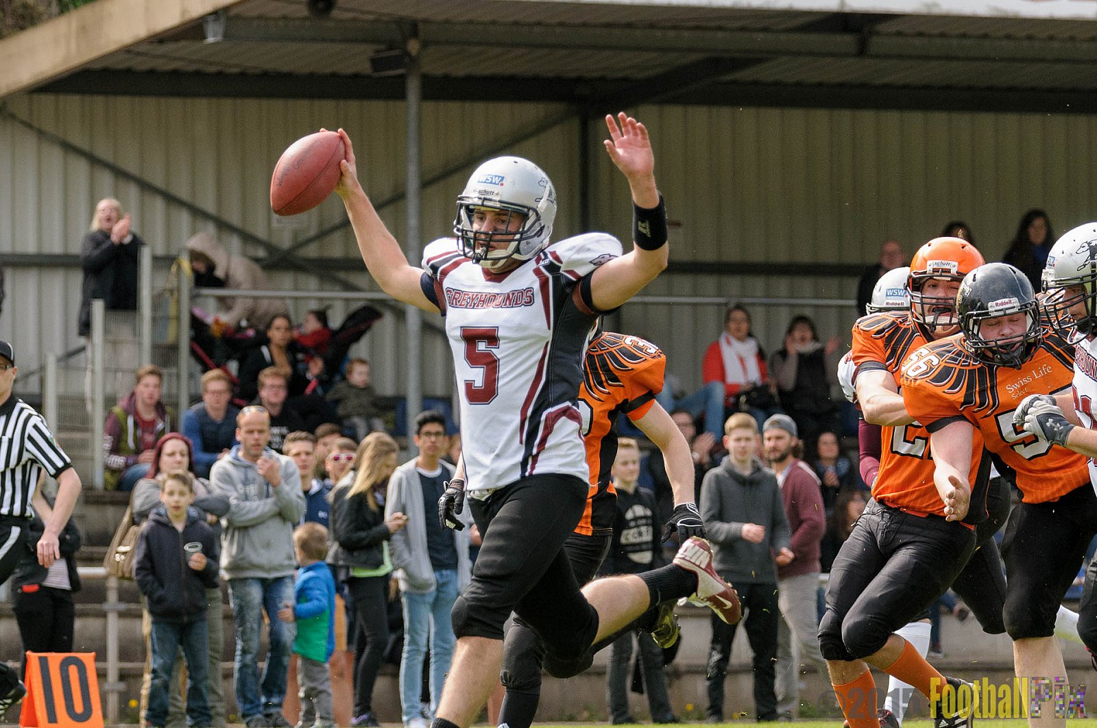 Wuppertal Greyhounds vs. Wipperfürth Phoenix - 01.05.2015 LL West NRW: Wuppertal Greyhounds vs. Wipperfürth Phoenix (72:6)