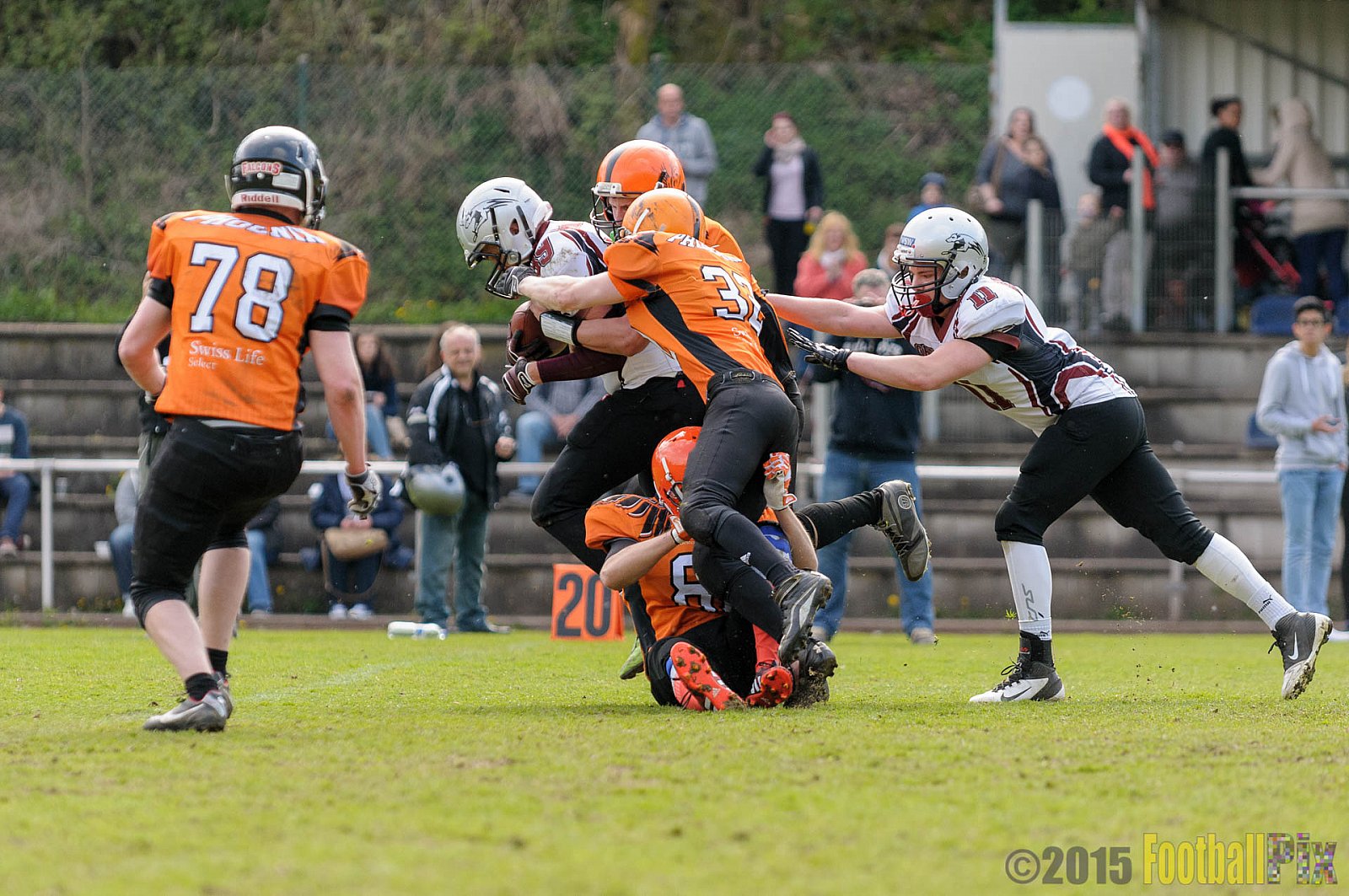 Wuppertal Greyhounds vs. Wipperfürth Phoenix - 01.05.2015 LL West NRW: Wuppertal Greyhounds vs. Wipperfürth Phoenix (72:6)