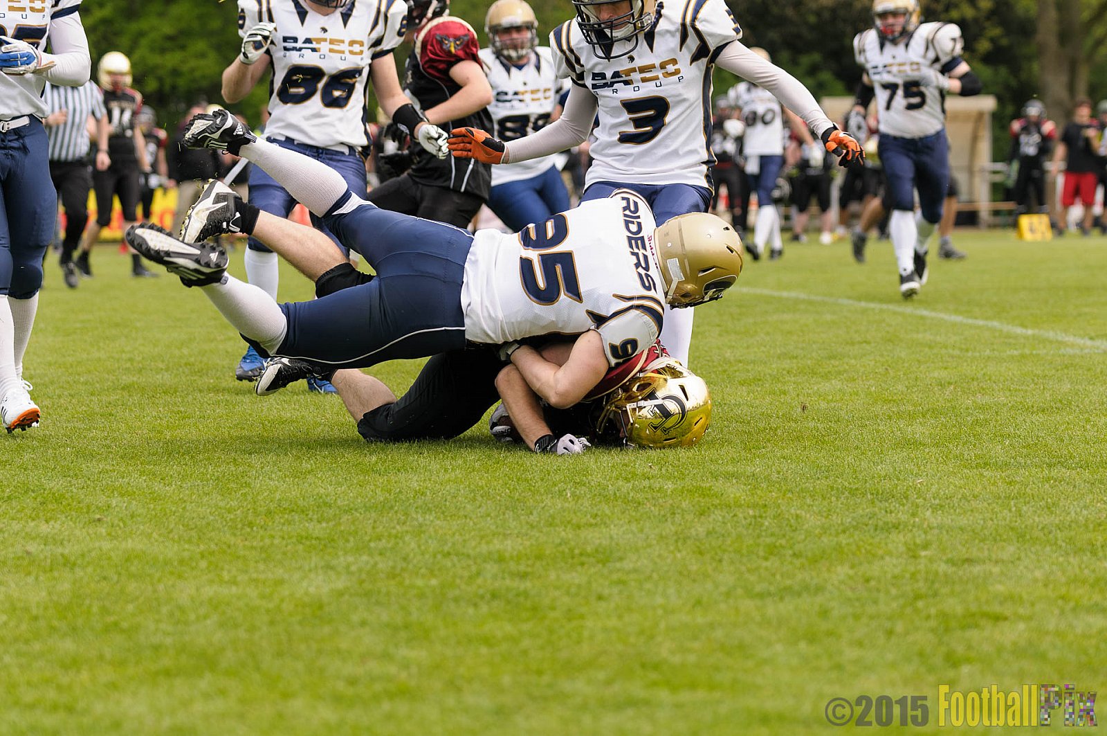 Schiefbahn Riders vs. Cologne Falcons II - 02.05.2015 OL NRW: Schiefbahn Riders vs. Cologne Falcons II (7:32)