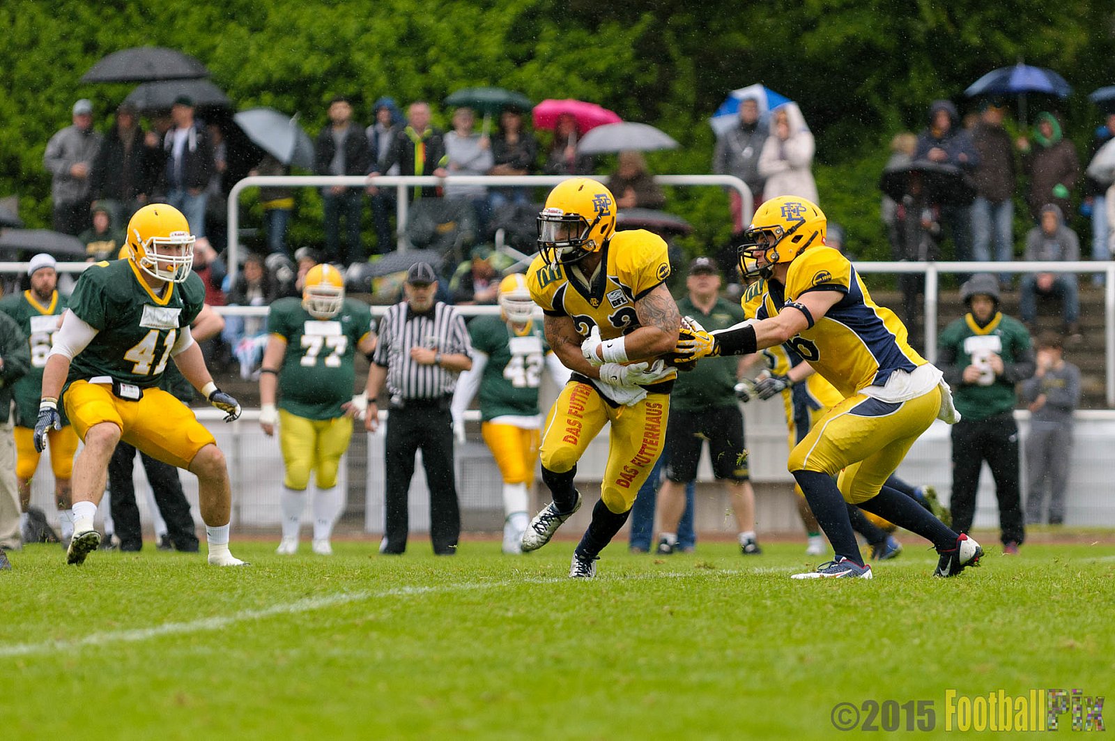 Cologne Crocodiles vs. Elmshorn Fighting Pirates - 03.05.2015 GFL2 Nord: Cologne Crocodiles vs. Elmshorn Fighting Pirates (52:7)