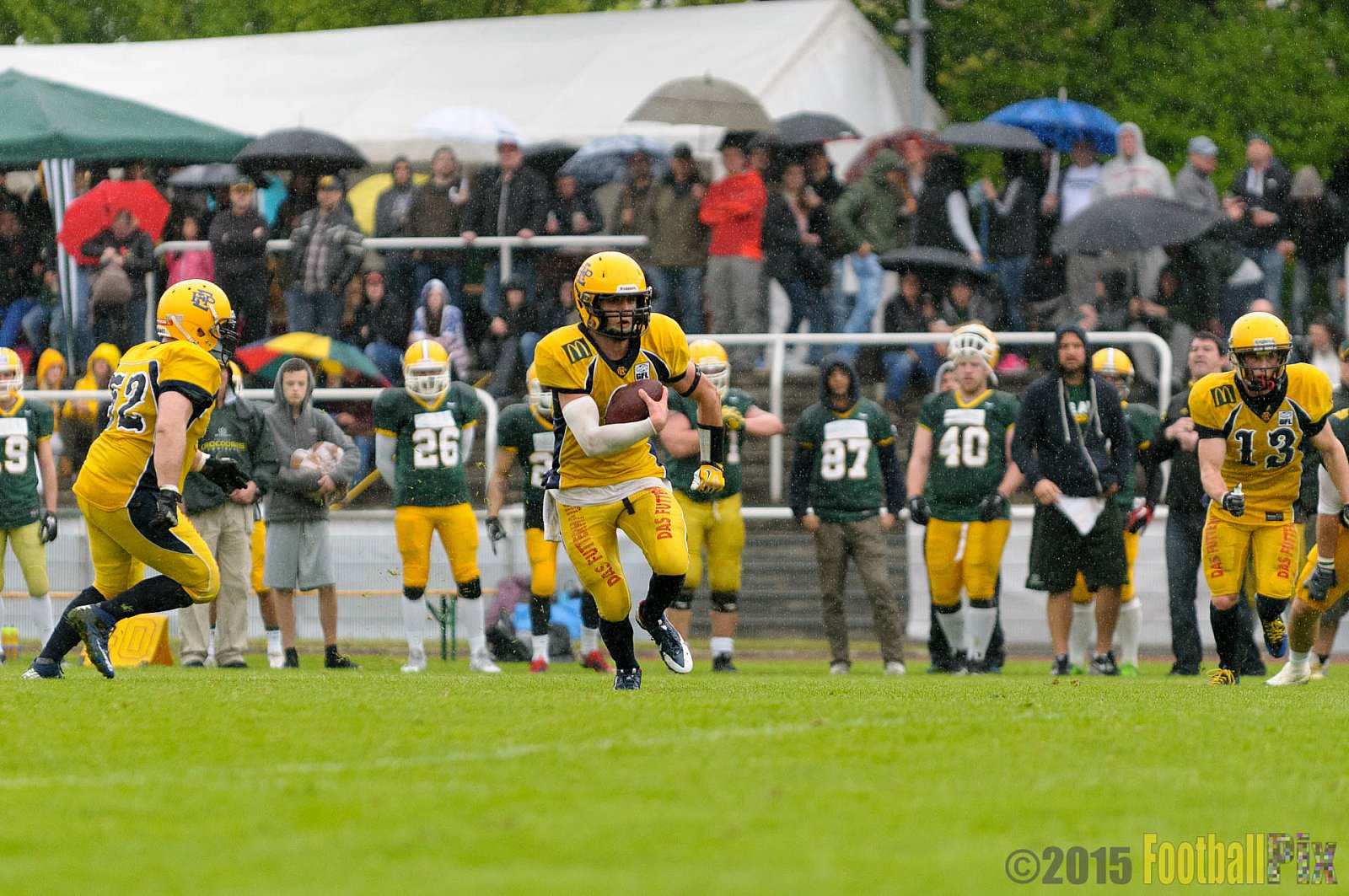 Cologne Crocodiles vs. Elmshorn Fighting Pirates - 03.05.2015 GFL2 Nord: Cologne Crocodiles vs. Elmshorn Fighting Pirates (52:7)