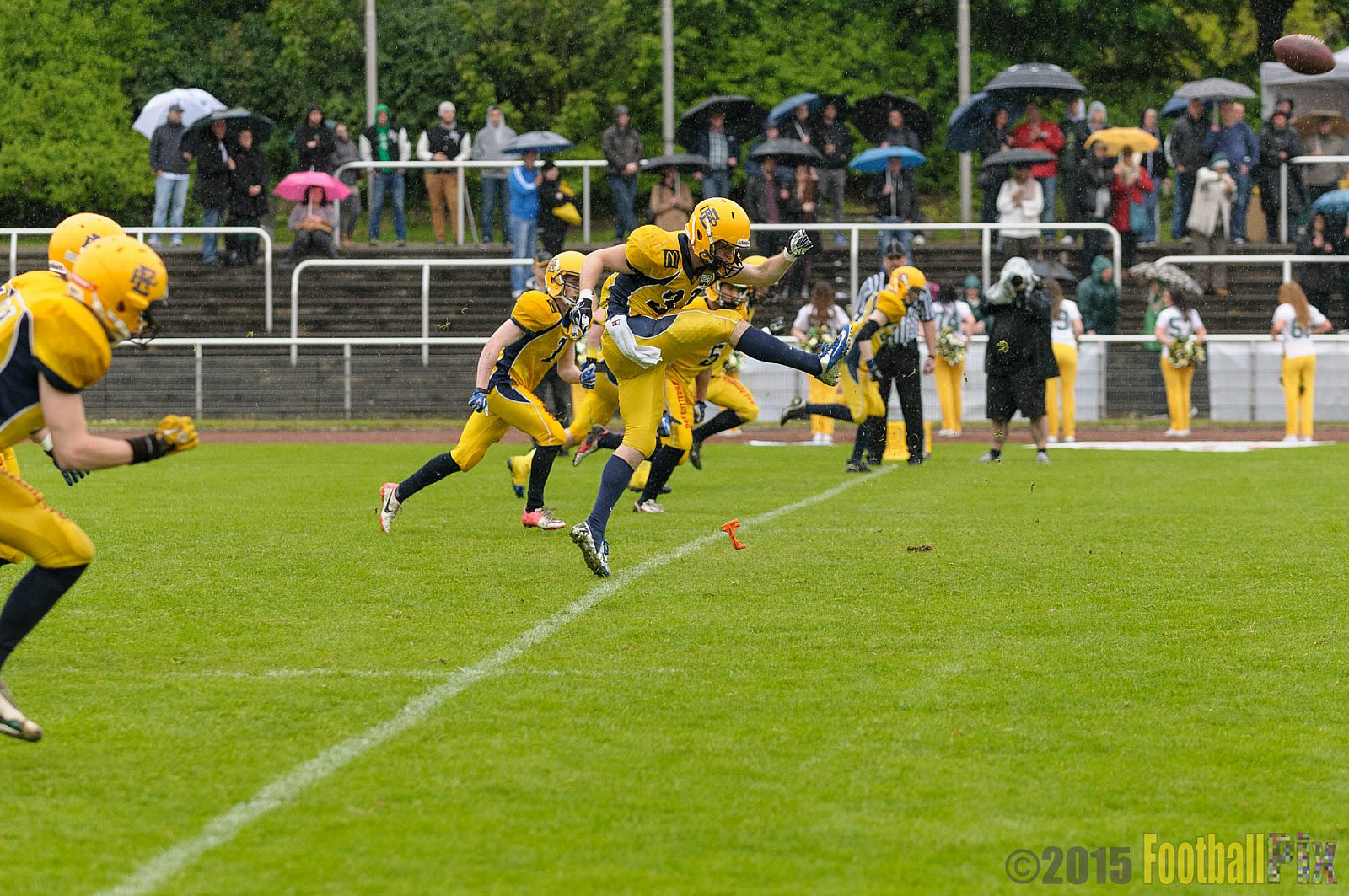 Cologne Crocodiles vs. Elmshorn Fighting Pirates - 03.05.2015 GFL2 Nord: Cologne Crocodiles vs. Elmshorn Fighting Pirates (52:7)