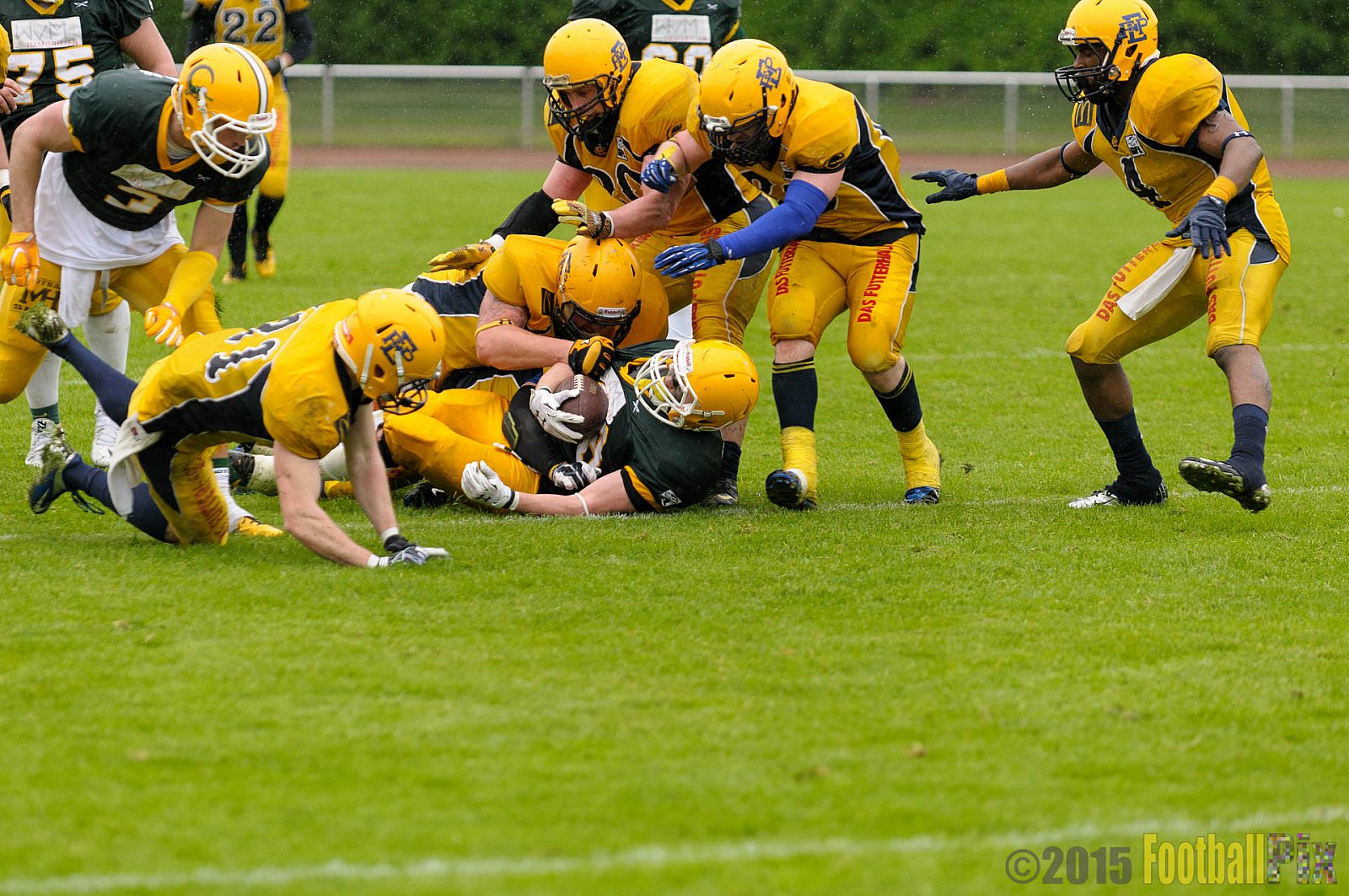 Cologne Crocodiles vs. Elmshorn Fighting Pirates - 03.05.2015 GFL2 Nord: Cologne Crocodiles vs. Elmshorn Fighting Pirates (52:7)