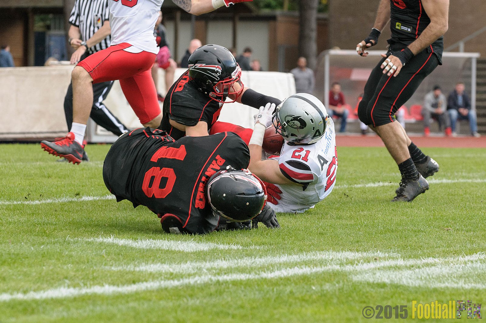 Düsseldorf Panther vs. Hamburg Huskies - 09.05.2015 GFL Nord: Düsseldorf Panther vs. Hamburg Huskies (10:27)
