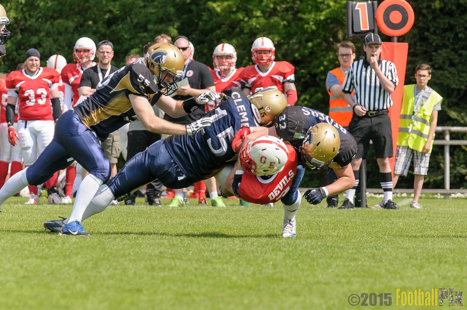 Schiefbahn Riders vs. Gelsenkirchen Devils - 10.05.2015 OL NRW: Schiefbahn Riders vs. Gelsenkirchen Devils (7:14)
