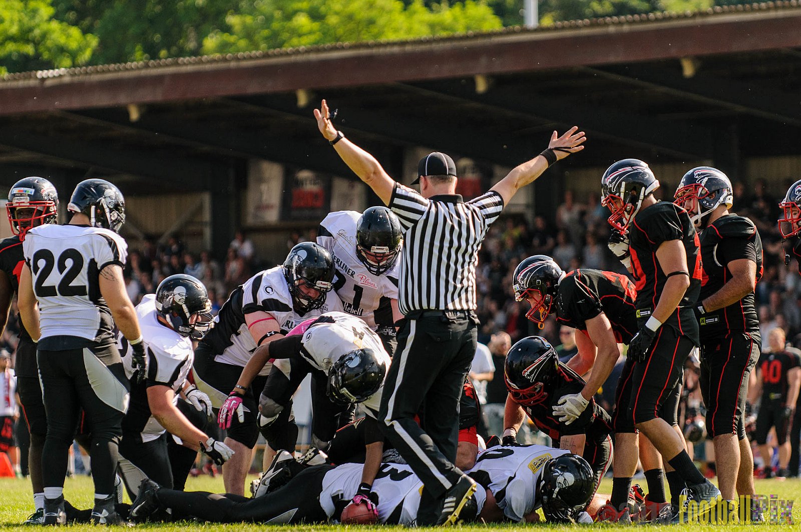 Düsseldorf Panther vs. Berlin Rebels - 13.06.2015 GFL Nord: Düsseldorf Panther vs. Berlin Rebels (3:24)