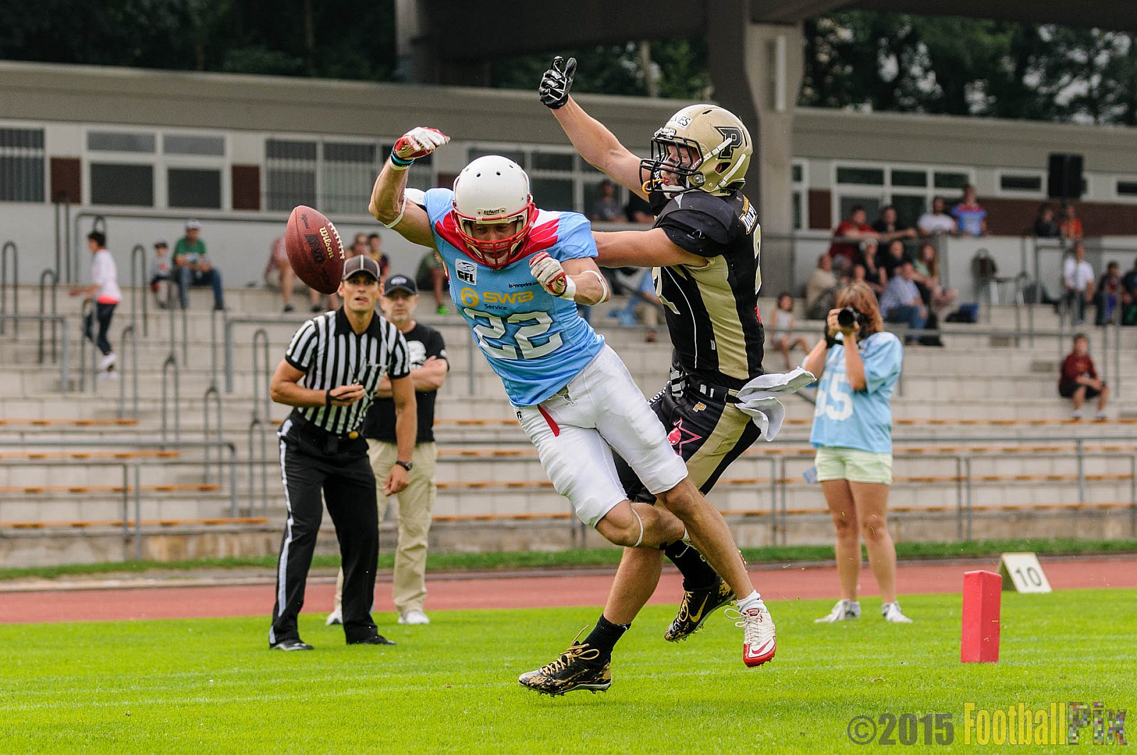 Bonn Gamecocks vs. Paderborn Dolphins - 08.08.2015 GFL2 Nord: Bonn Gamecocks vs. Paderborn Dolphins (49:35)