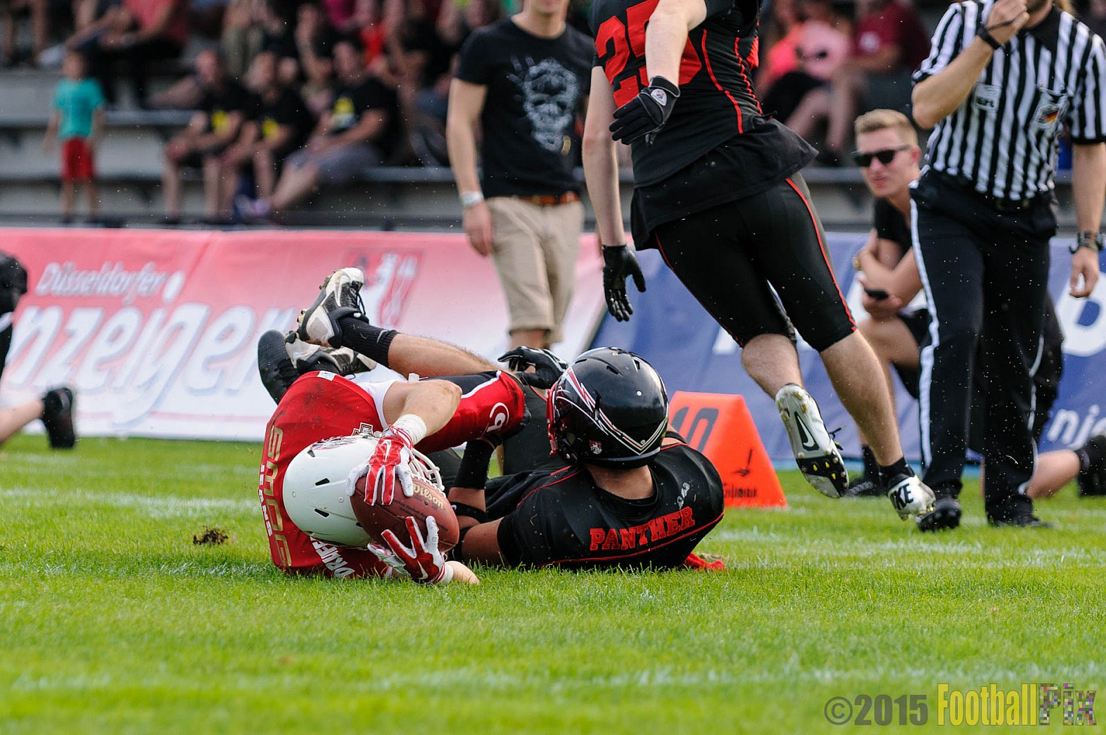 Düsseldorf Panther vs. NewYorker Lions Braunschweig - 22.08.2015 GFL Nord: Düsseldorf Panther vs. NewYorker Lions Braunschweig (0:56)