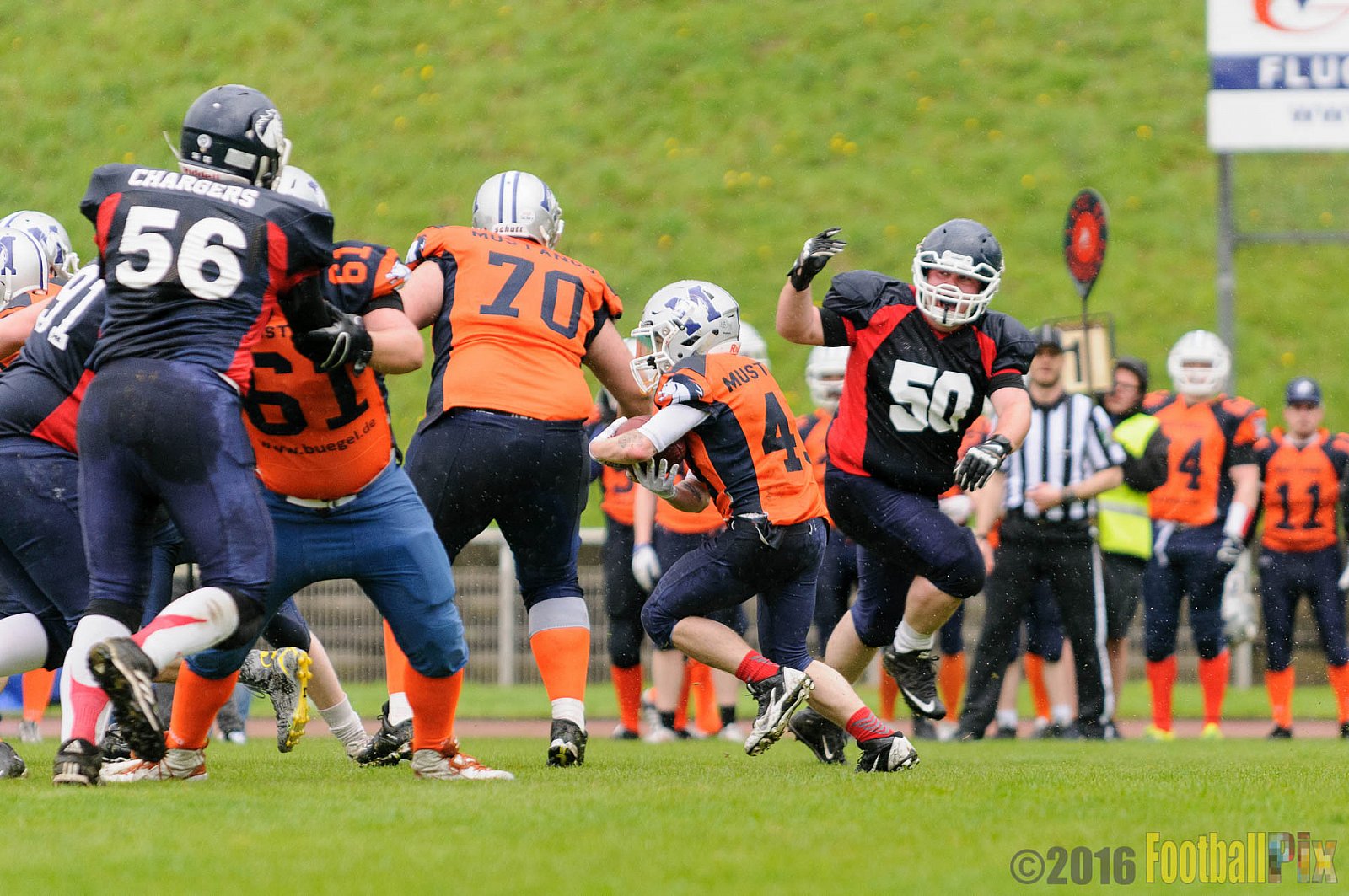 Recklinghausen Chargers vs. Sauerland Mustangs - 16.04.2016 LL NRW: Recklinghausen Chargers vs. Sauerland Mustangs (12:7)