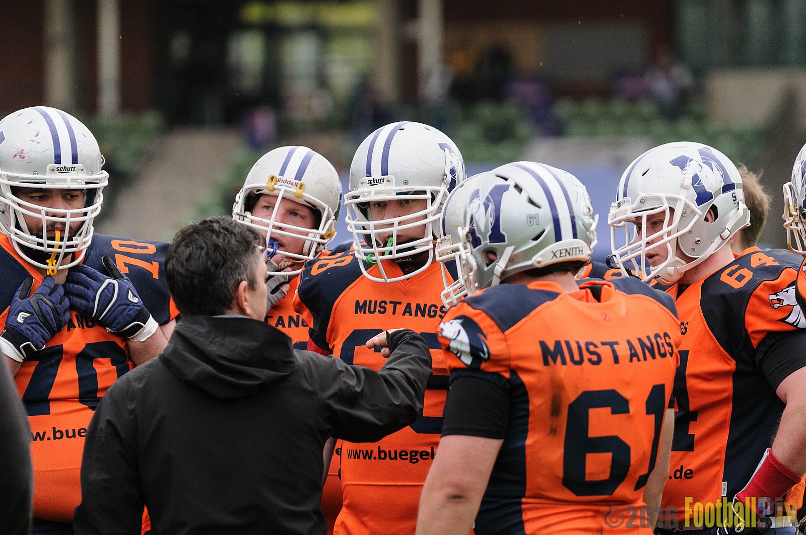 Recklinghausen Chargers vs. Sauerland Mustangs - 16.04.2016 LL NRW: Recklinghausen Chargers vs. Sauerland Mustangs (12:7)