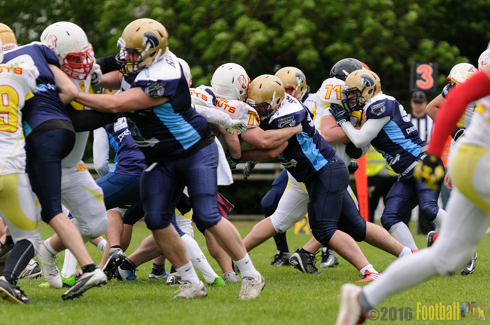 Schiefbahn Riders vs. Münster Mammuts - 16.05.2016 OL NRW: Schiefbahn Riders vs. Münster Mammuts (0:9)