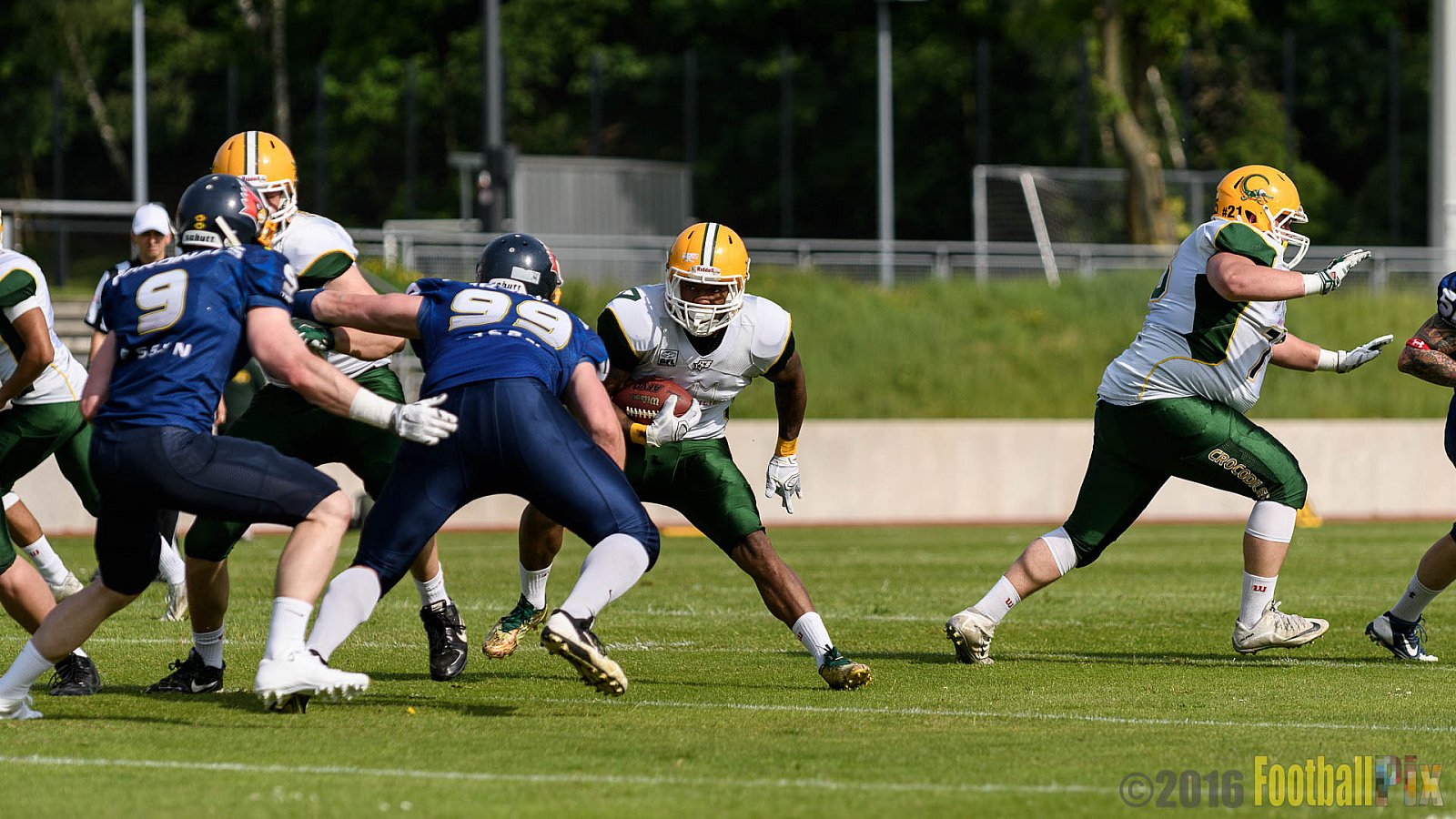 Essen Assindia Cardinals vs. Cologne Crocodiles - 21.05.2016 GFL2: Essen Assindia Cardinals vs. Cologne Crocodiles (0:17)