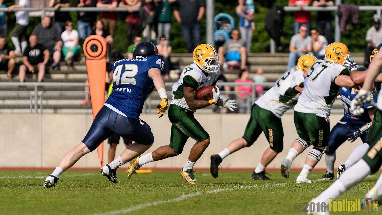 Essen Assindia Cardinals vs. Cologne Crocodiles - 21.05.2016 GFL2: Essen Assindia Cardinals vs. Cologne Crocodiles (0:17)