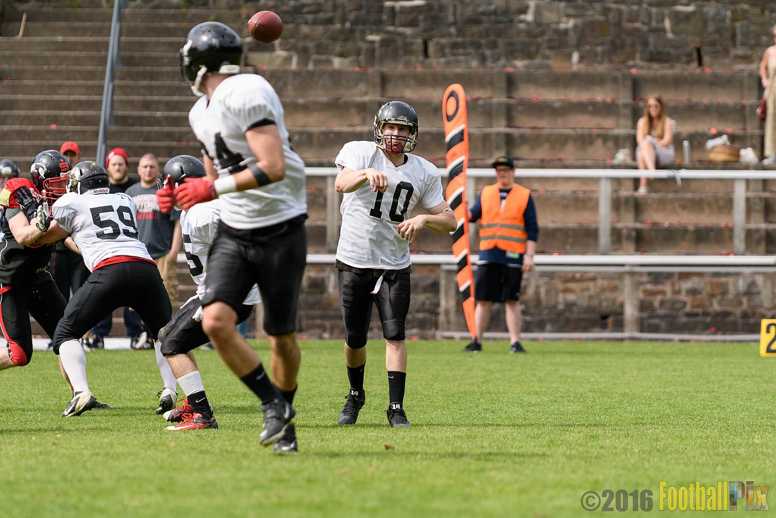 Solingen Paladins vs. Cologne Falcons - 28.05.2016 RL NRW: Solingen Paladins vs. Cologne Falcons (21:7)