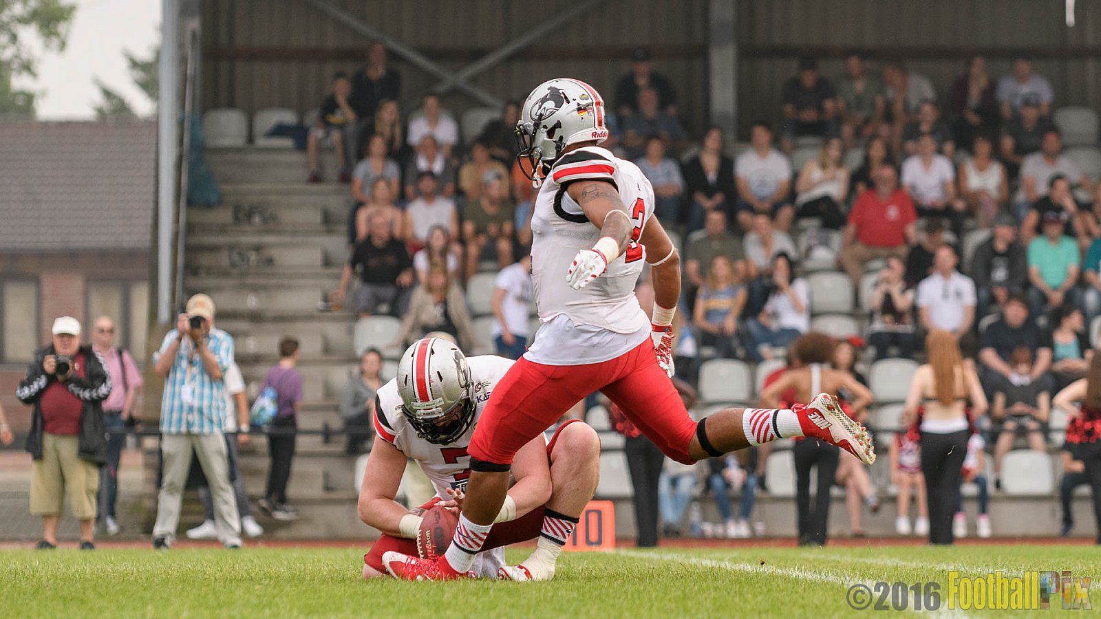 Düsseldorf Panther vs. Hamburg Huskies - 04.06.2016 GFL Nord: Düsseldorf Panther vs. Hamburg Huskies (20:31)