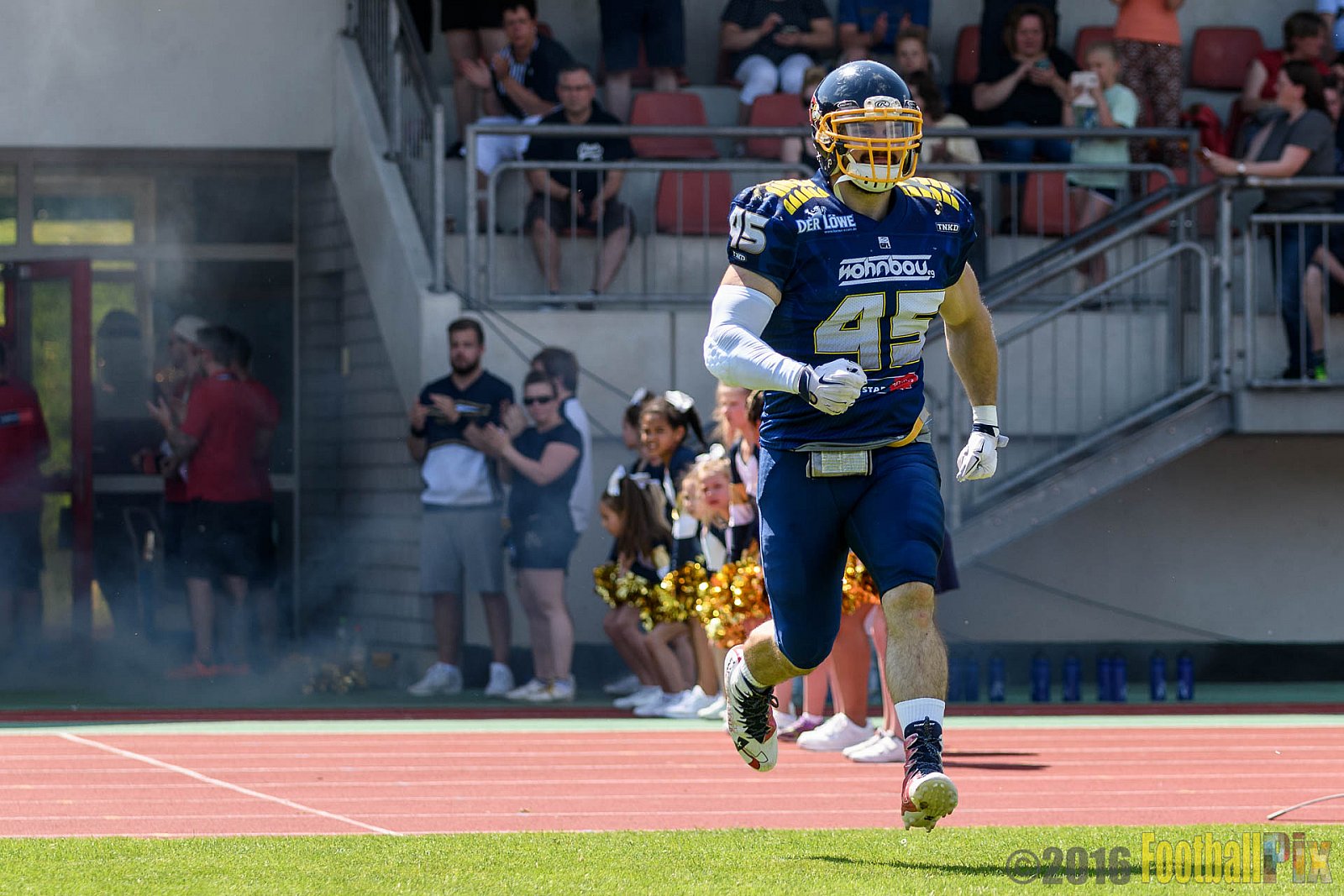 Essen Assindia Cardinals vs. Lübeck Cougars - 05.06.2016 GFL2: Essen Assindia Cardinals vs. Lübeck Cougars (16:35)