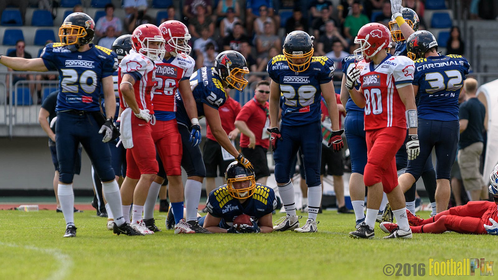 Essen Assindia Cardinals vs. Lübeck Cougars - 05.06.2016 GFL2: Essen Assindia Cardinals vs. Lübeck Cougars (16:35)