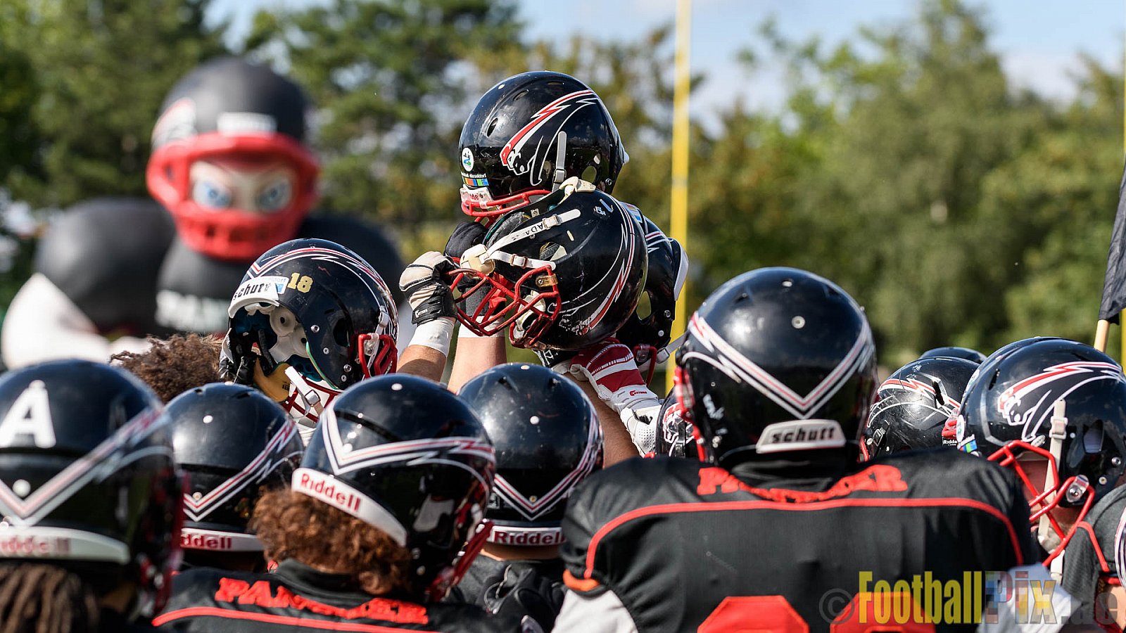Düsseldorf Panther vs. New Yorker Lions - 06.08.2016 GFL Nord: Düsseldorf Panther vs. New Yorker Lions (10:49)