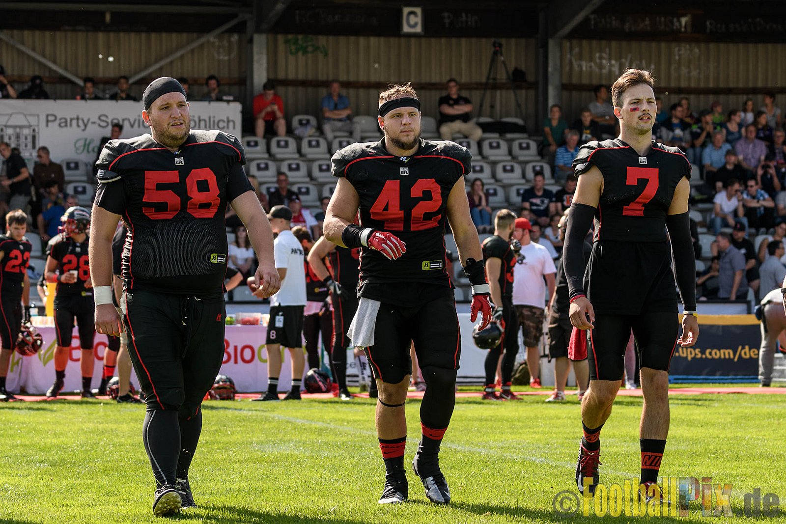 Düsseldorf Panther vs. New Yorker Lions - 06.08.2016 GFL Nord: Düsseldorf Panther vs. New Yorker Lions (10:49)