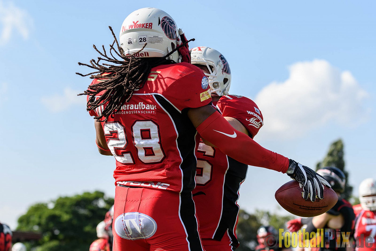 Düsseldorf Panther vs. New Yorker Lions - 06.08.2016 GFL Nord: Düsseldorf Panther vs. New Yorker Lions (10:49)