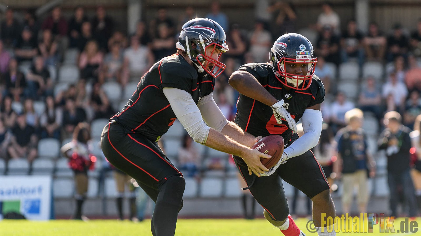 Düsseldorf Panther vs. New Yorker Lions - 06.08.2016 GFL Nord: Düsseldorf Panther vs. New Yorker Lions (10:49)