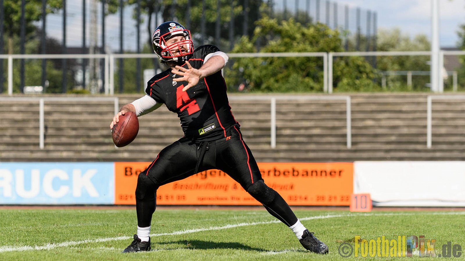 Düsseldorf Panther vs. New Yorker Lions - 06.08.2016 GFL Nord: Düsseldorf Panther vs. New Yorker Lions (10:49)