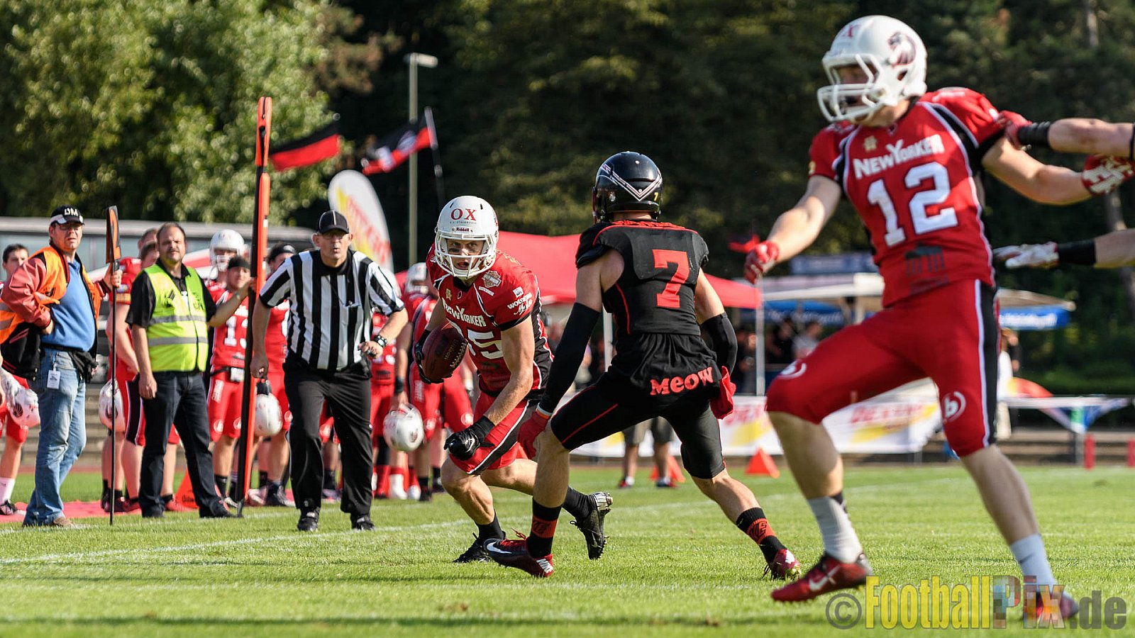 Düsseldorf Panther vs. New Yorker Lions - 06.08.2016 GFL Nord: Düsseldorf Panther vs. New Yorker Lions (10:49)