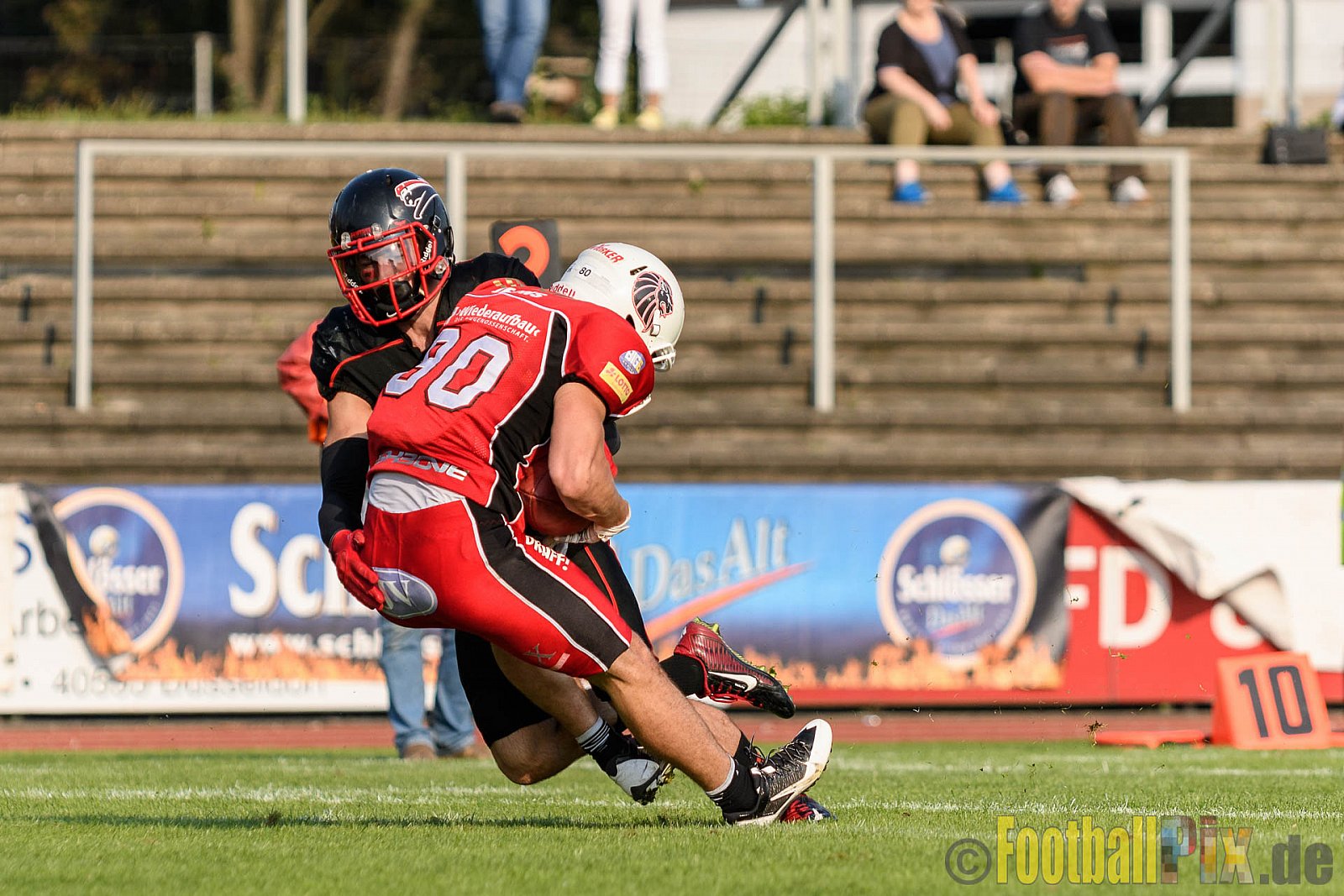 Düsseldorf Panther vs. New Yorker Lions - 06.08.2016 GFL Nord: Düsseldorf Panther vs. New Yorker Lions (10:49)